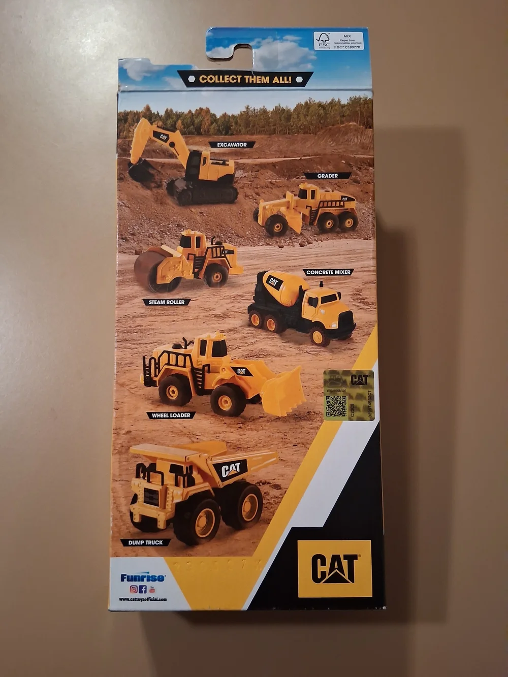 CAT Caterpillar NIB Diecast Metal Construction Vehicles 3-Pack Set